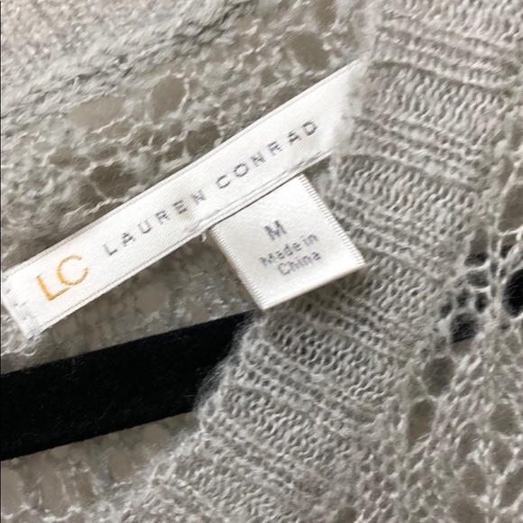 LC Lauren Conrad (Kohl’s) grey sweater - Picture 4 of 5